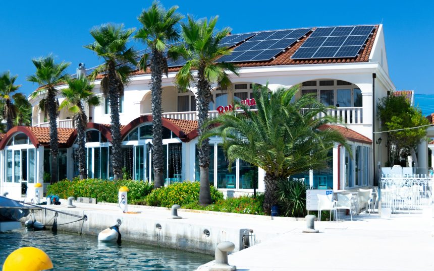 solarpanel-güneşenerjisi-antalyaotel-otel-sürdürülebilirotel-güneş-alanya-manvgat-antalya-solargüneşpaneli-panel