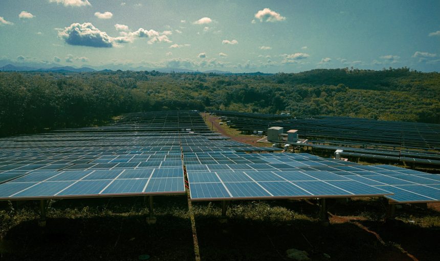 solarpanel-güneşpaneli-alanyasolar-antalyagüneşenerjisi-temizenerji-güneşenerjisi-solarpanel